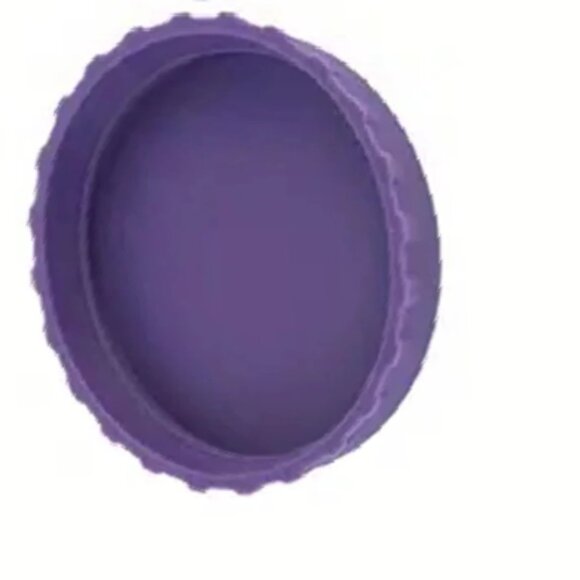 New! Silicone Soda Can Lids 2 Pack No Spill Soda Beverage Can Lid Coke Beer NIB! - Picture 2 of 7